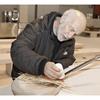 Tavola d'Arte realizzata in collaborazione con Ballarini, artista Vito Giacummo al lavoro