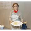 Artisti assurgono in cucina, performance di Eugenia Scaglioni