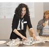 Artisti assurgono in cucina, performance di Monica Scardecchia